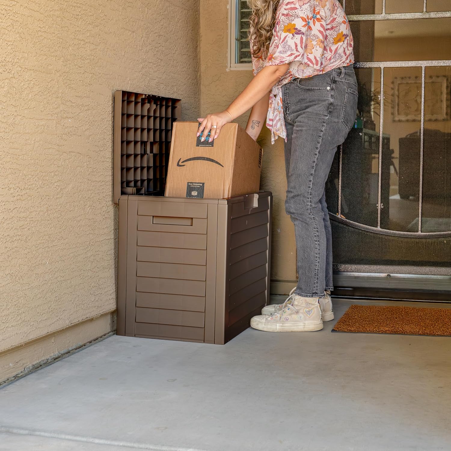 35-Gallon Outdoor Deck Storage - Gardening Tools Images review and price